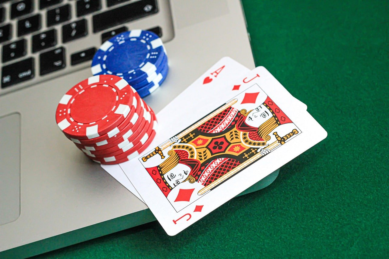 pkpk55 ဂိမ်းလော်ဘီ Live Casino နှင့် Slots